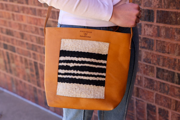 Black and White Wool Lulu