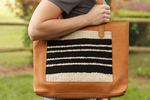 Black and White Pendo Bag